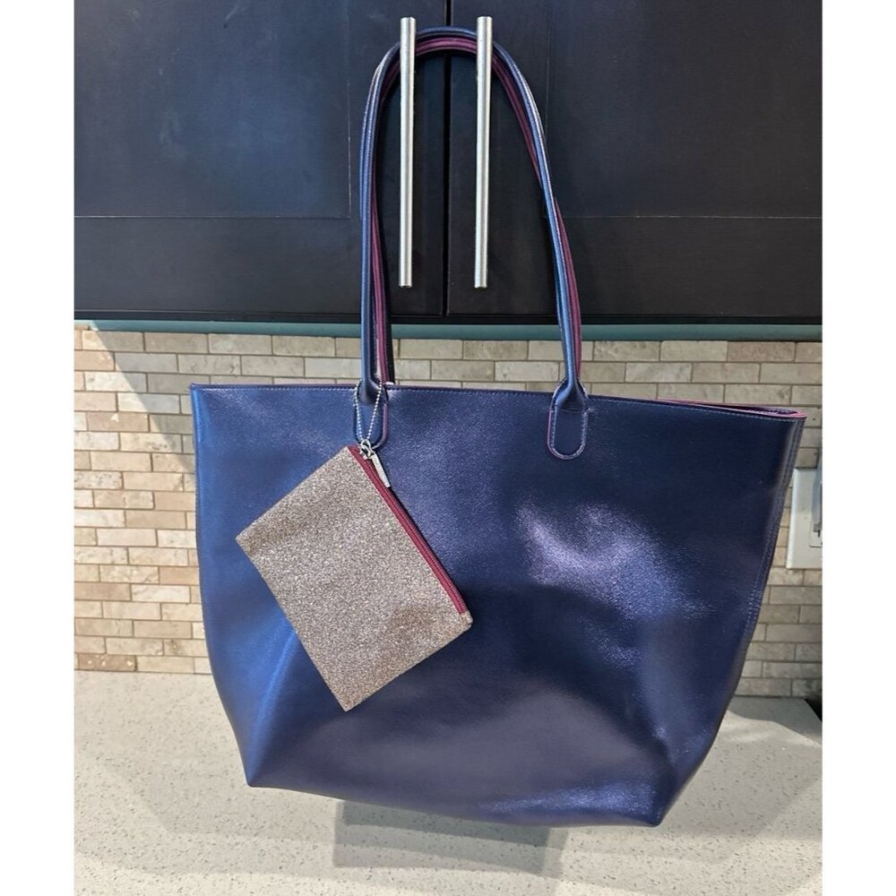 Bath & Body Works Tote w/coordinating glitter bag
